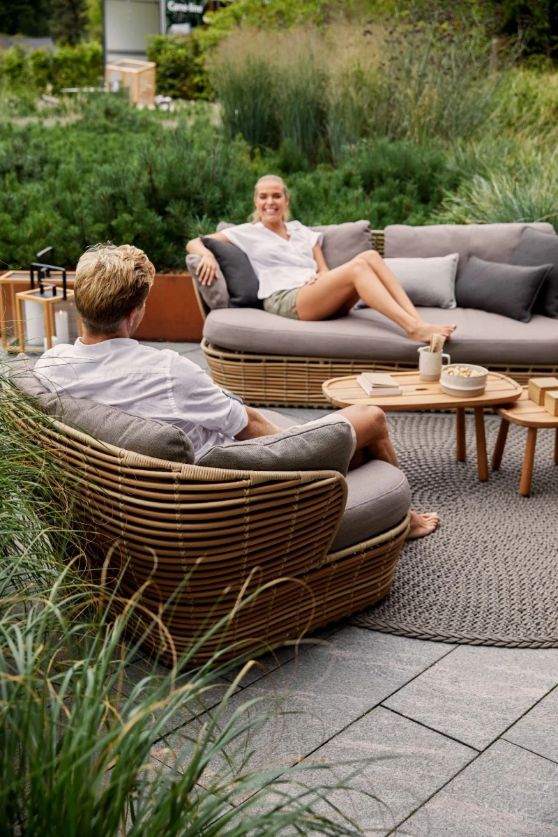 Basket sofa