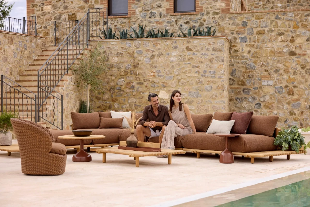 Sticks platform terases dīvāns