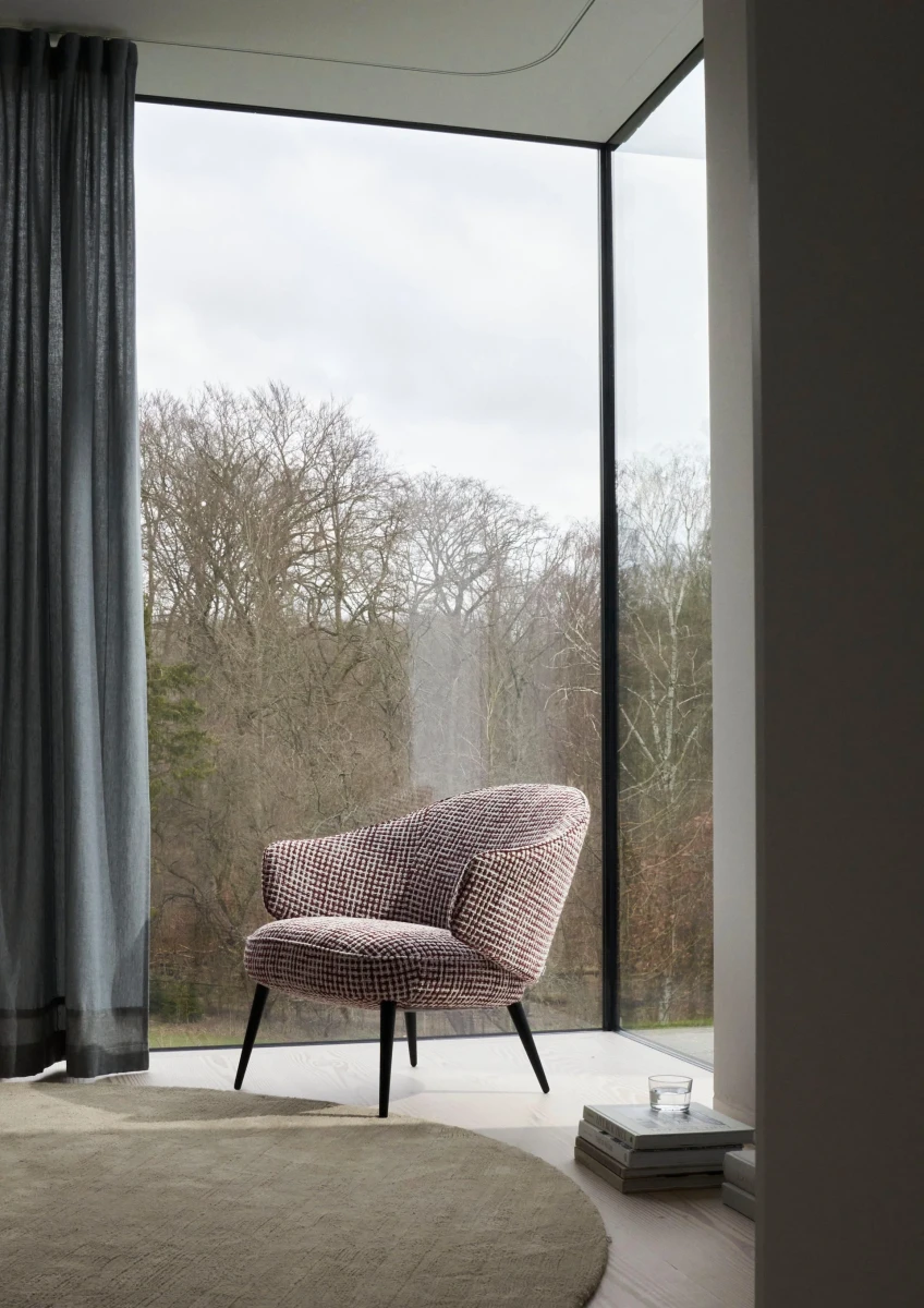 Charlotte armchair