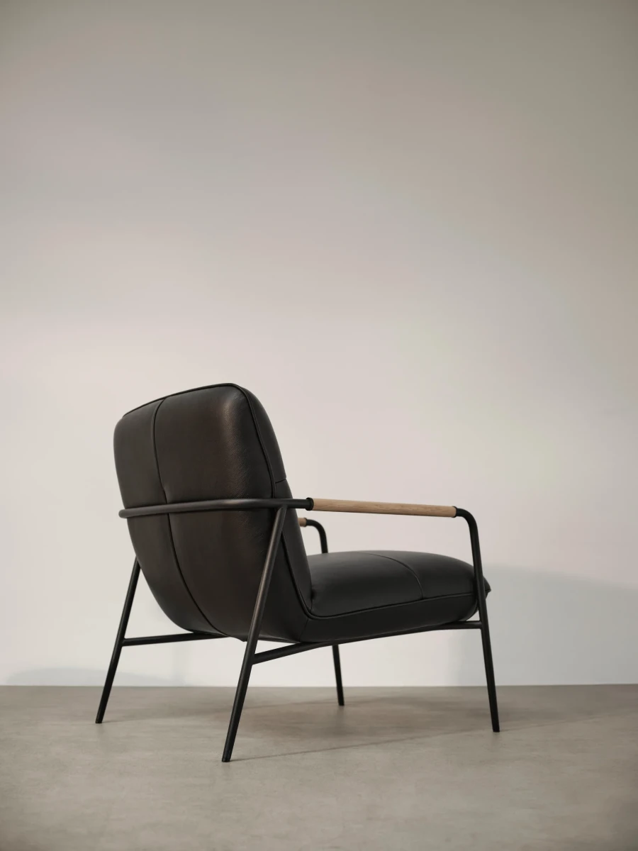 Terni armchair