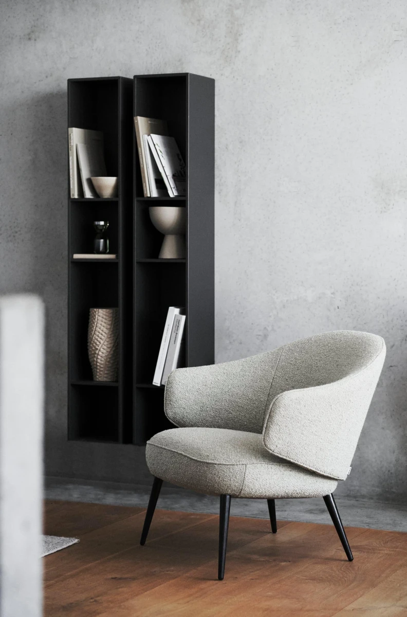 Como bookcase