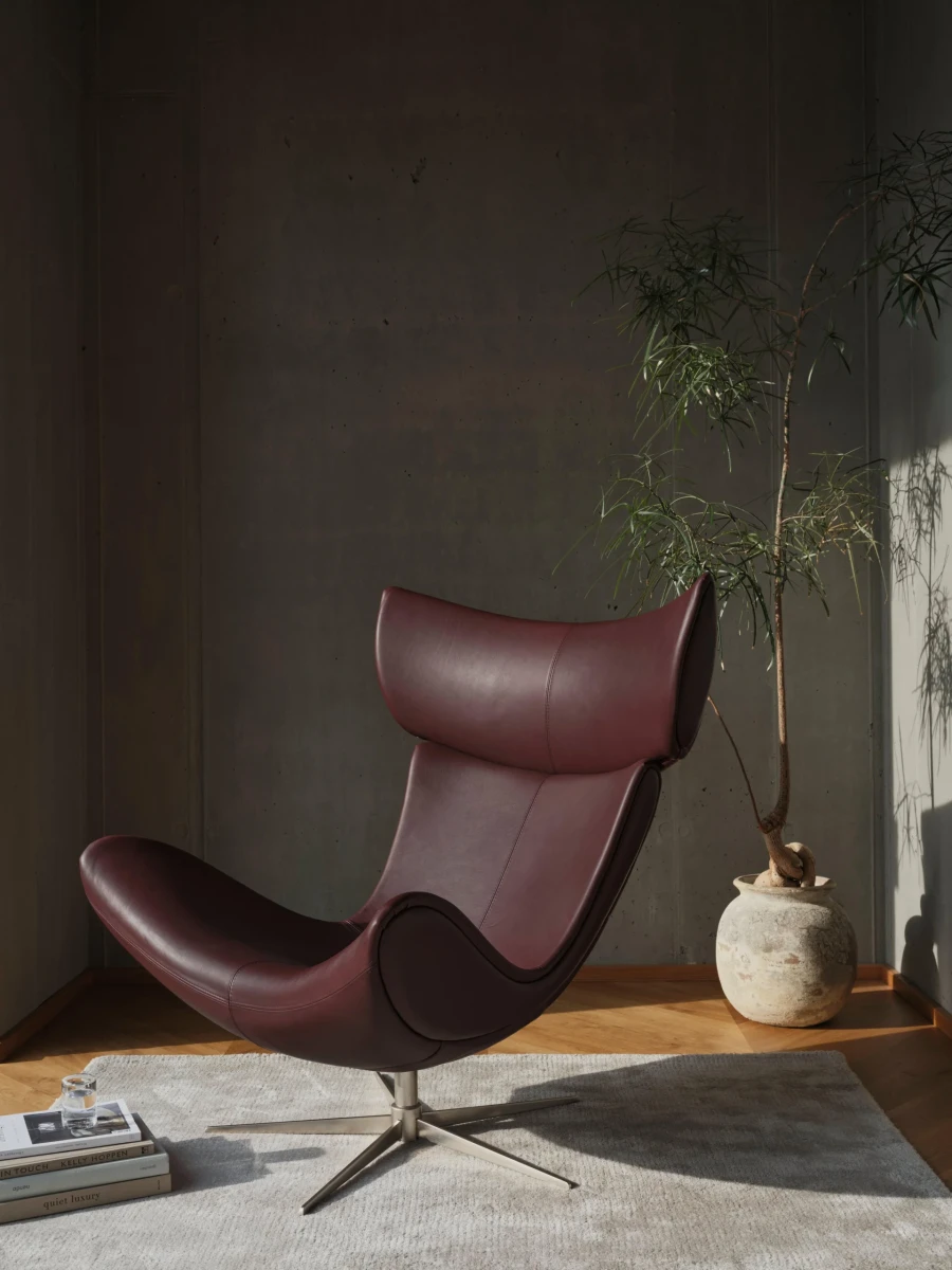 Imola armchair with swivel function