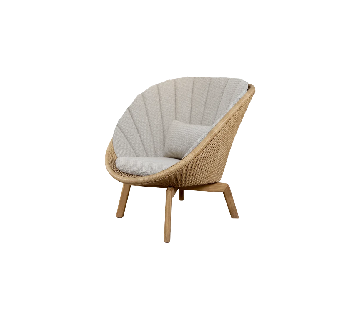Peacock lounge chair w/teak legs