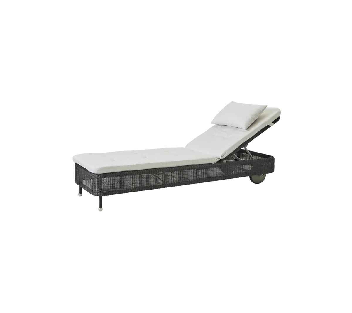 Presley sunbed